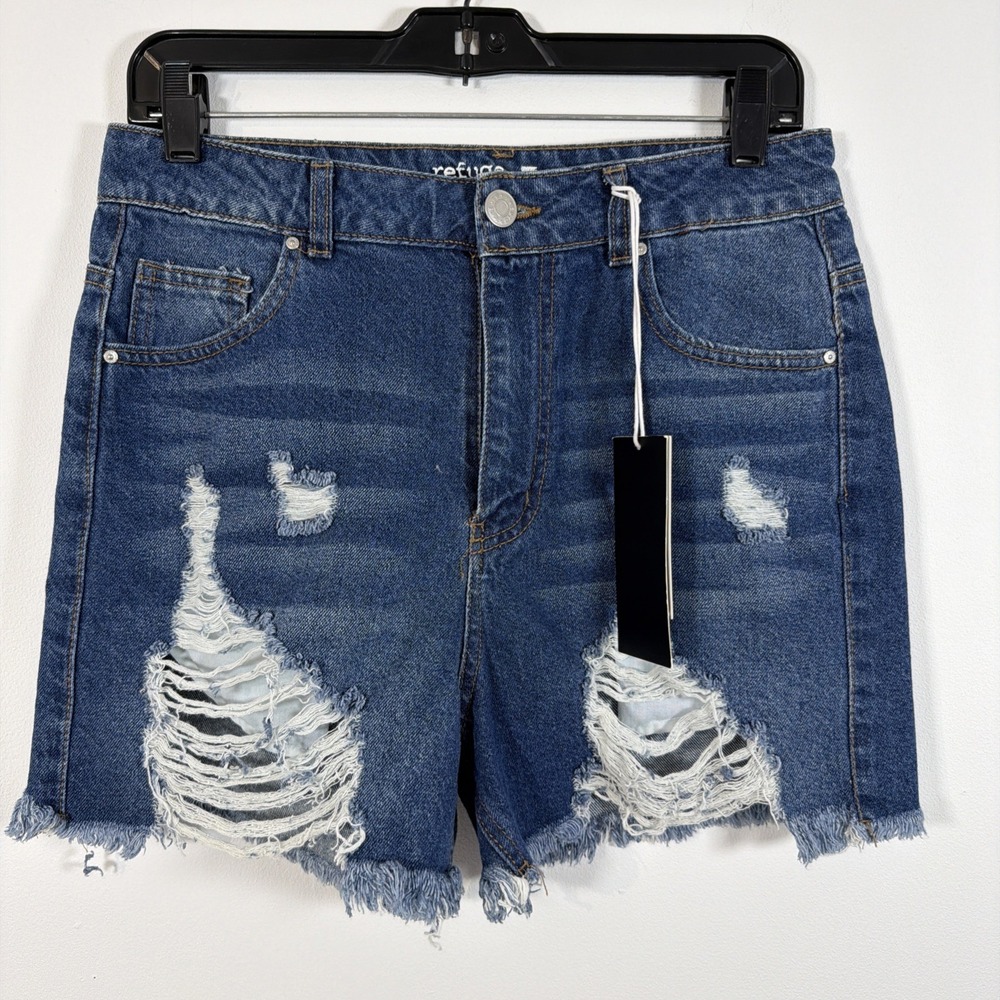 Refuge Denim Blue Jean Mom Shorts Distressed High Rise 7 Destroyed Raw‎ Hem